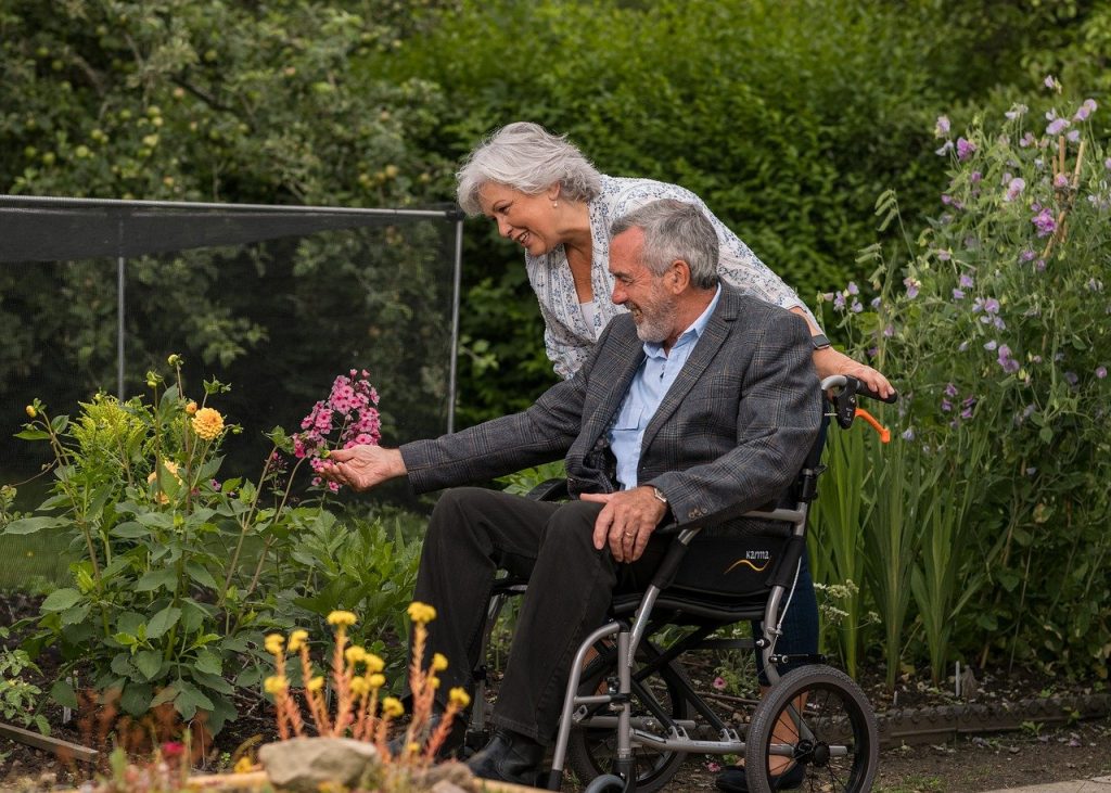 couple, elderly, retirement-7793079.jpg